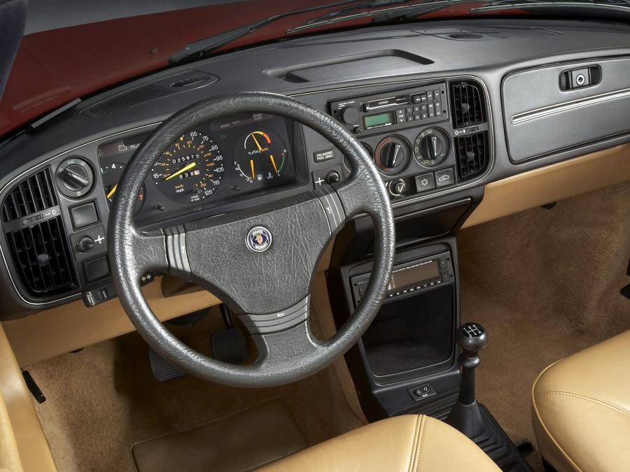  Saab 900 Turbo 1987 года  (фото 3 из 5)
